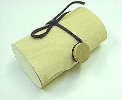 Woodbox oval button/cord small