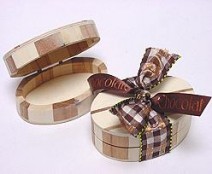 Woodbox Oval 2 colors small interior size appr. L70xW40xH26mm interior