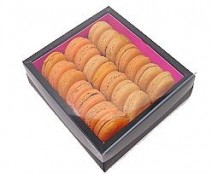 Macarron box 3 row black fuchsia Paris